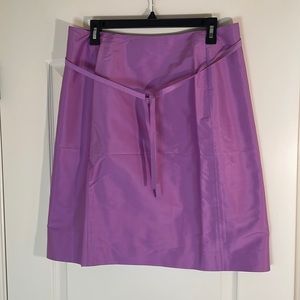 Ann Taylor size 12 silk Lavender knee length skirt